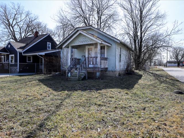 Find Out More About 1127 TREMONT AVE, FLINT 1127 TREMONT AVE, FLINT