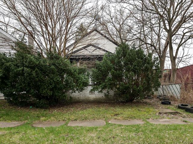 Find Out More About 116 E LAKEVIEW AVE, FLINT 116 E LAKEVIEW AVE, FLINT