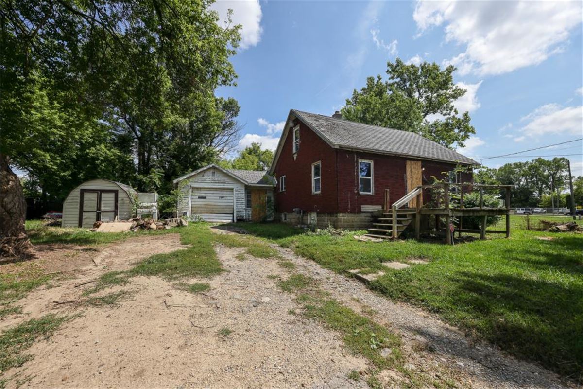 1619 Lambden Rd, Flint photo 2