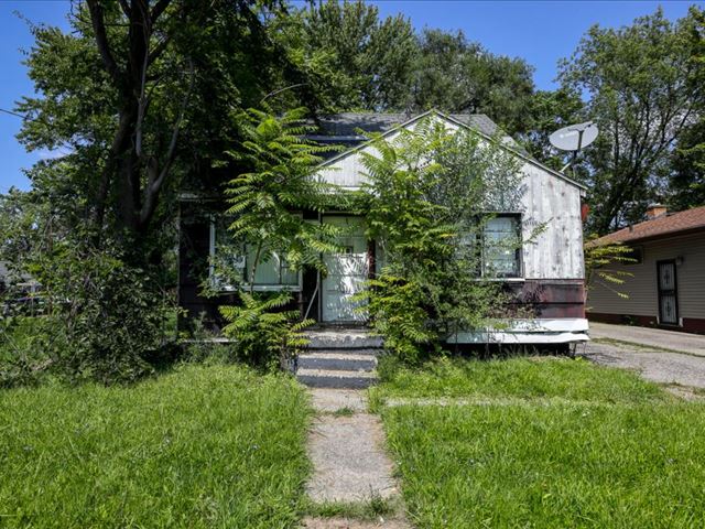 Find Out More About 2114 W PASADENA AVE, FLINT 2114 W PASADENA AVE, FLINT