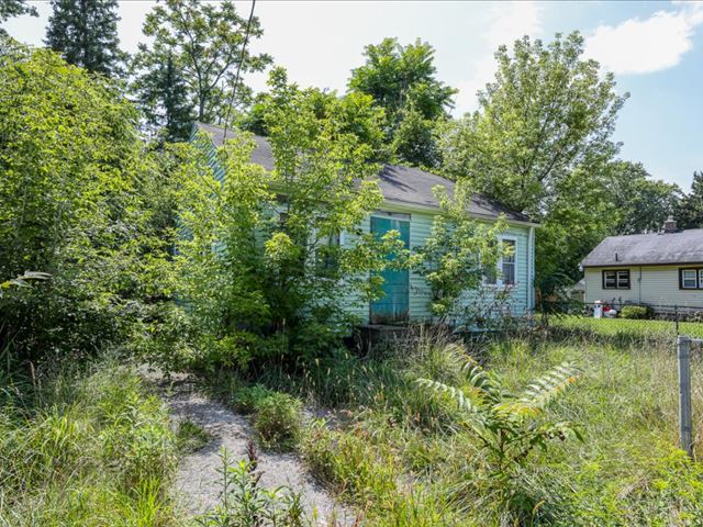 Find Out More About 213 W PIPER AVE, FLINT 213 W PIPER AVE, FLINT