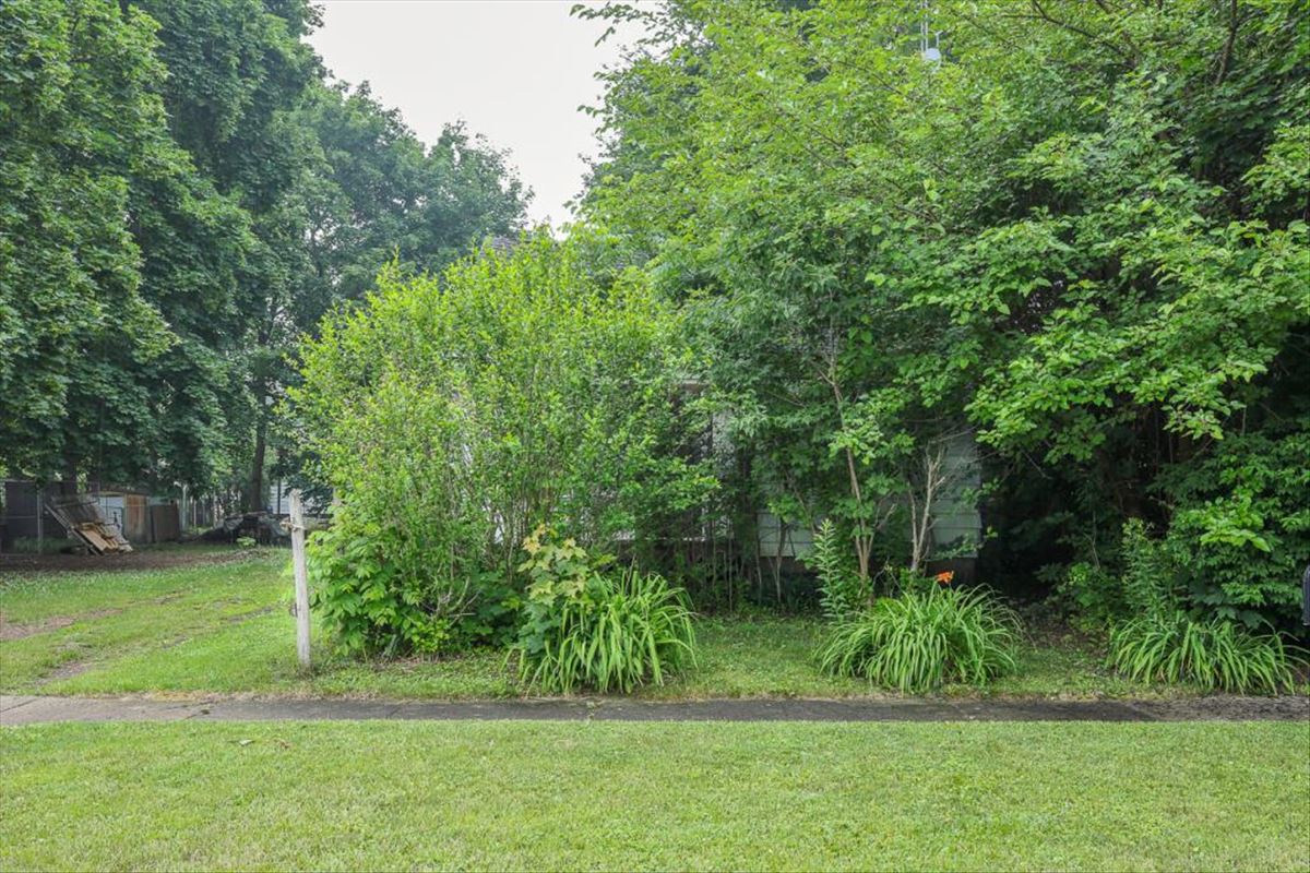 2956 Meisner St, Flint photo 2