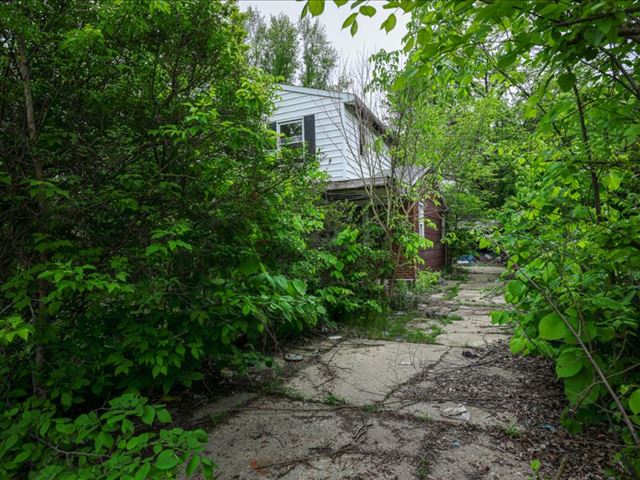 Find Out More About 3002 WISNER ST, FLINT 3002 WISNER ST, FLINT