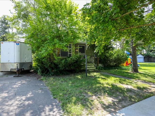 Find Out More About 305 W PARKWAY AVE, FLINT 305 W PARKWAY AVE, FLINT