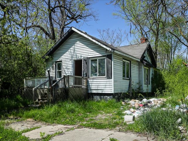 Find Out More About 413 E RUSSELL AVE, FLINT 413 E RUSSELL AVE, FLINT