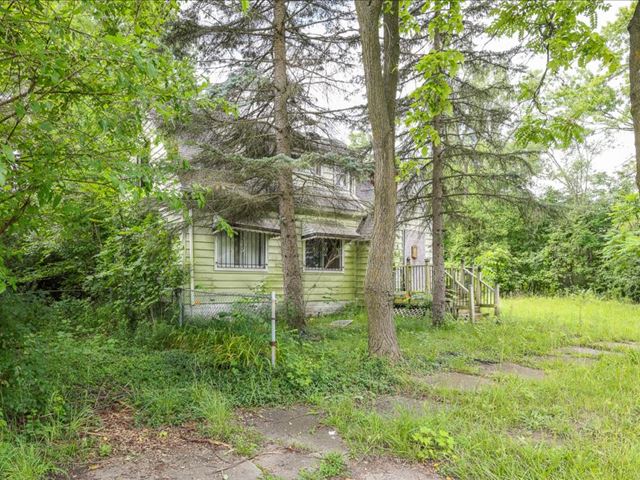 Find Out More About 502 E AUSTIN AVE, FLINT 502 E AUSTIN AVE, FLINT