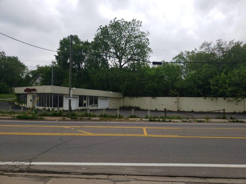 1901 CORUNNA RD, FLINT, MI 48503 Genesee County Land Bank