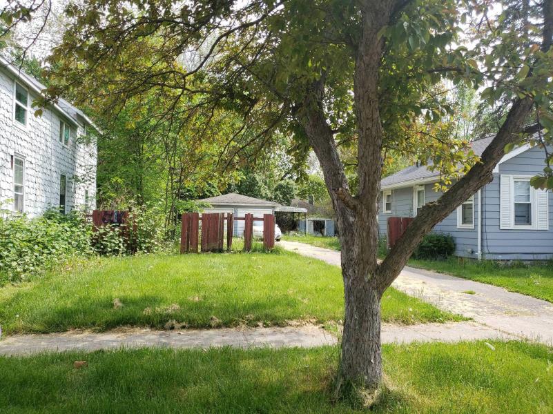 CLINTON ST, FLINT, MI 48507 Genesee County Land Bank