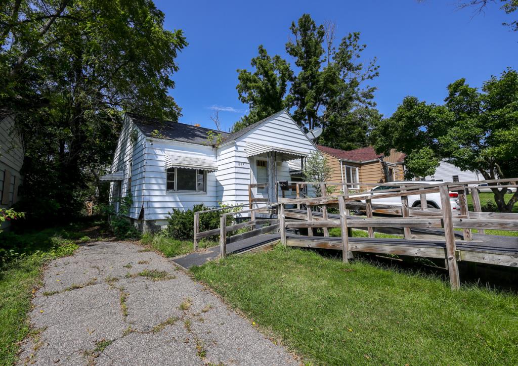 Featured Home 1225 Vincent Ave, Flint Genesee County Land Bank