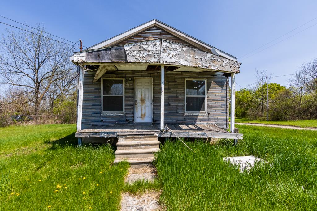 5002-horton-ave-2.jpg